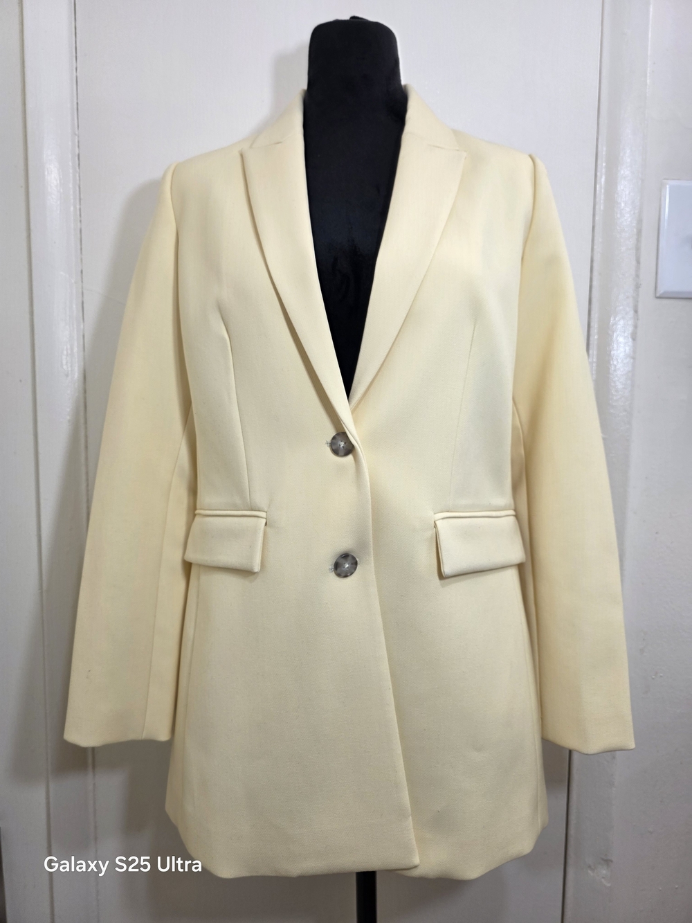 Tahari Cream Ivory Longline Blazer Jacket Two-Button Women's Career Office Coat
